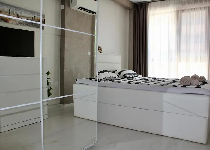 Cozy By The Sea Apartament Burgas City