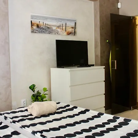 Апартаменти Cozy By The Sea Бургас